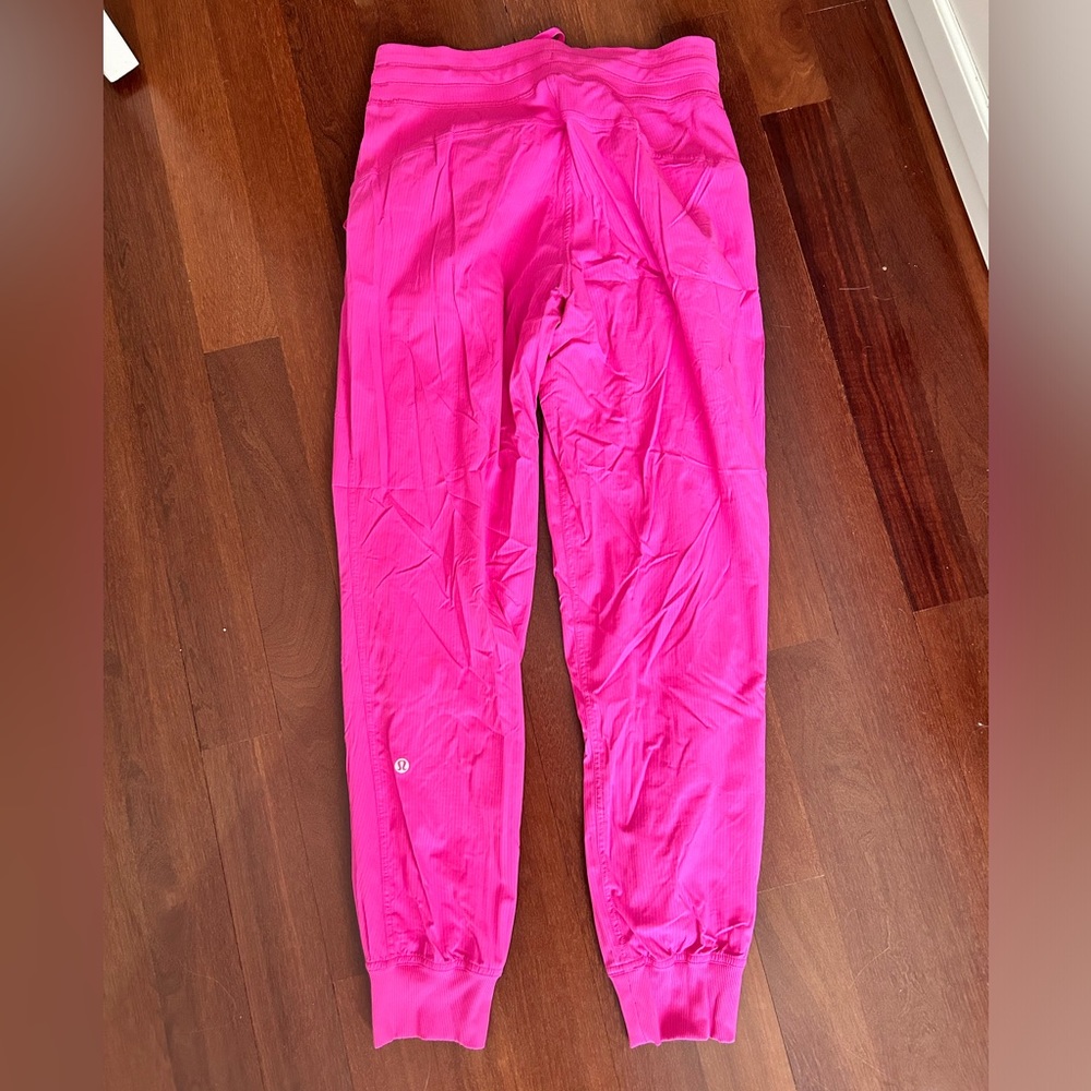Lululemon dance studio jogger